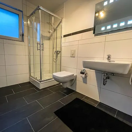 - Parkplatz - Netflix * بادربورن