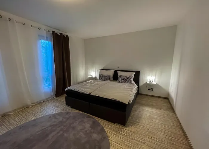 - Parkplatz - Netflix Lejlighed